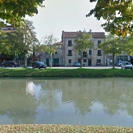 Riviere Mira
